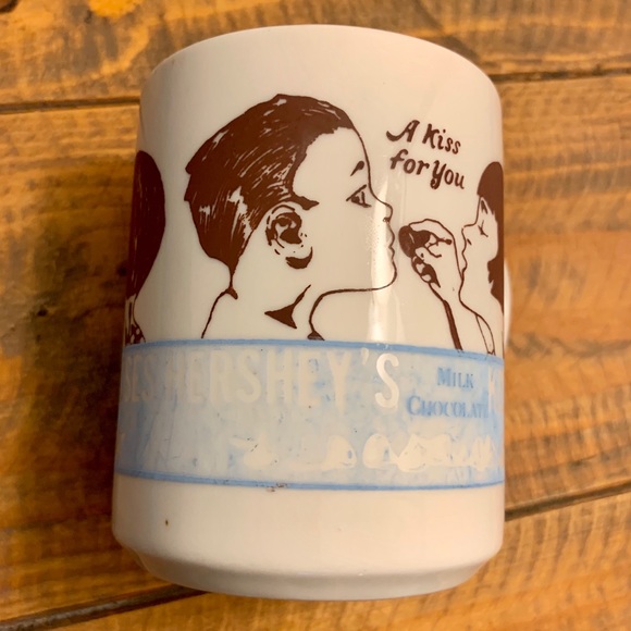 Vintage 70s Hershey’s A Kiss For You Ceramic Mug - Picture 7 of 8